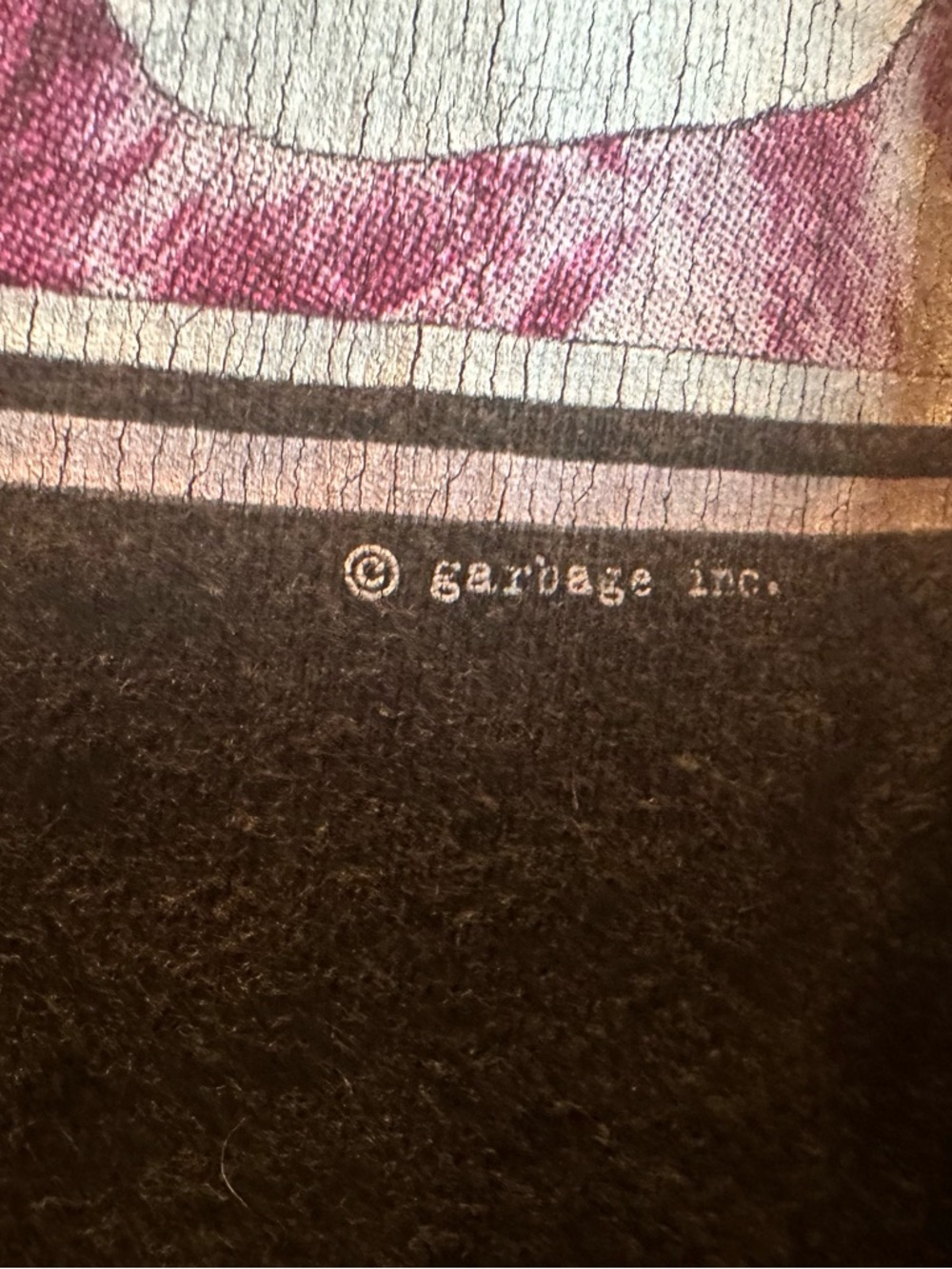 Rare, Original, Vintage, “Garbage,” Black Graphic Feather T-Shirt, XL - Picture 2 of 7